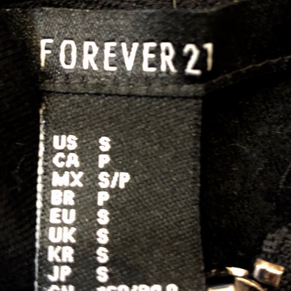 Forever 21 crop hoodie - Picture 3 of 5